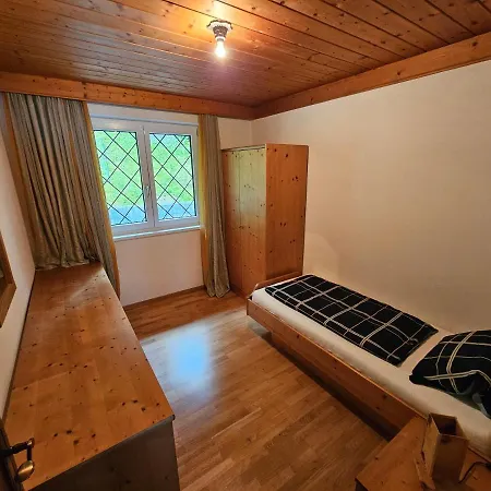 Singer Apartment *