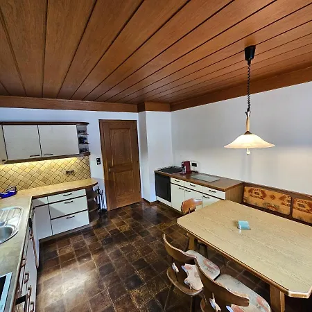 Singer Appartement Vols