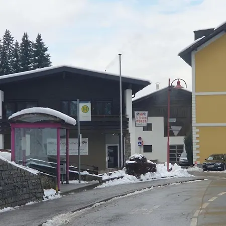 Singer Appartement *