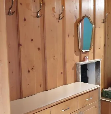 דירה Singer וולץ